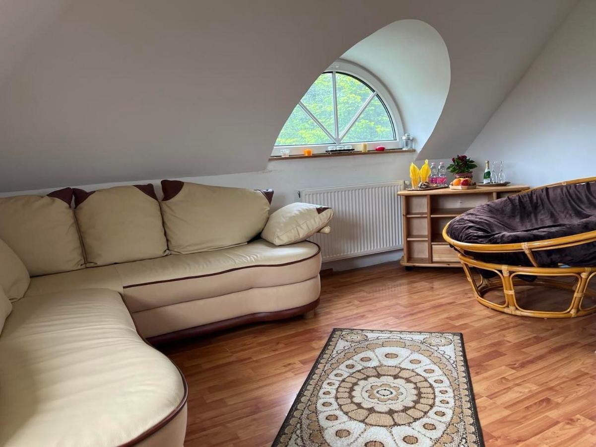 Jurta Hotel Balatongyoeroek Екстер'єр фото