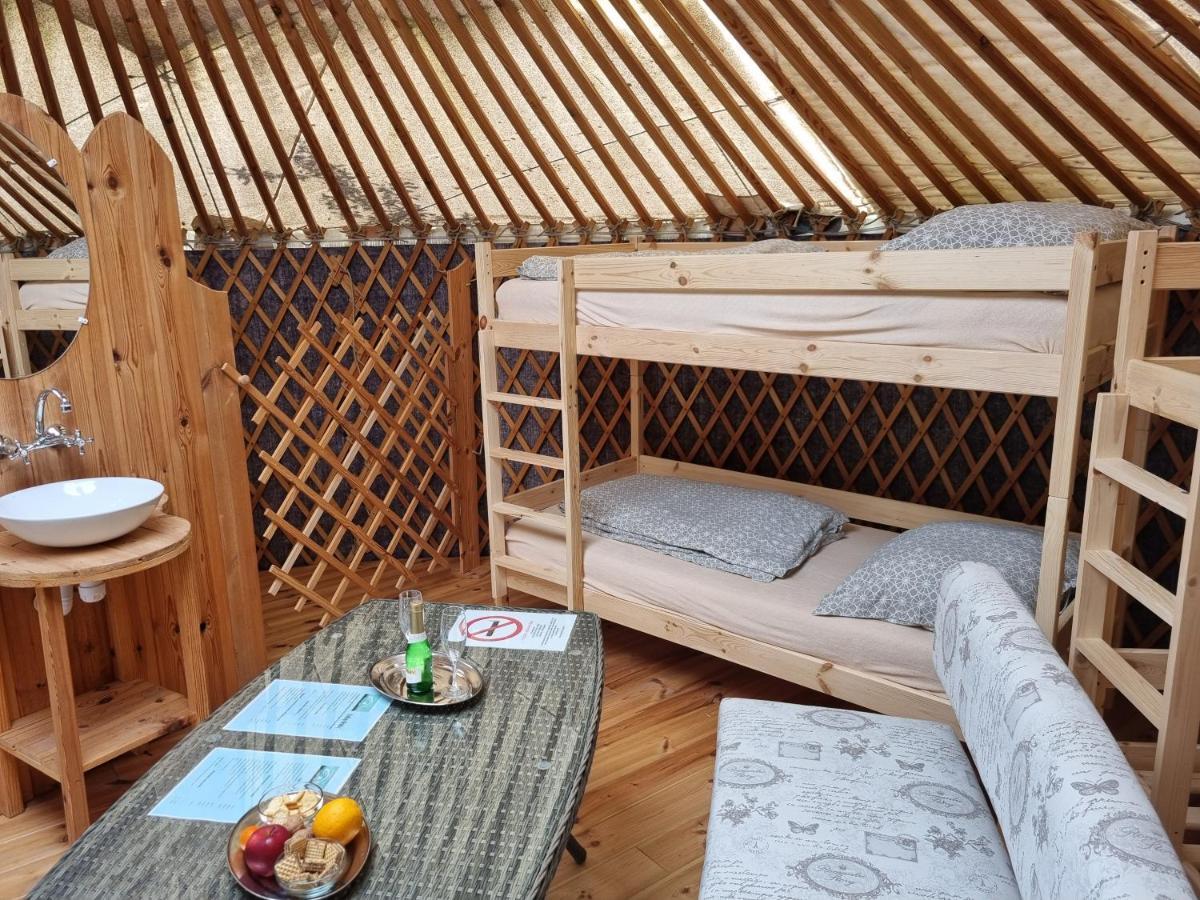 Jurta Hotel Balatongyoeroek Екстер'єр фото