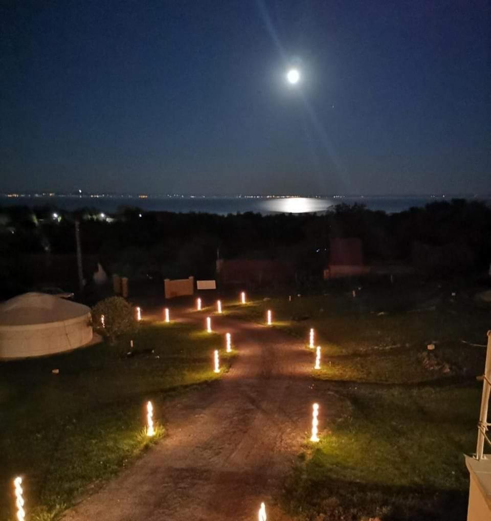 Jurta Hotel Balatongyoeroek Екстер'єр фото